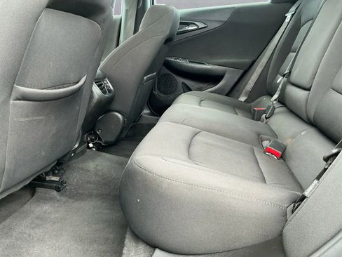 Used 2021 Chevrolet Malibu LT image 13