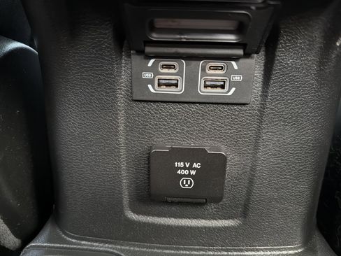 Used 2021 Jeep Gladiator Overland w/ Trailer Tow Package image 73