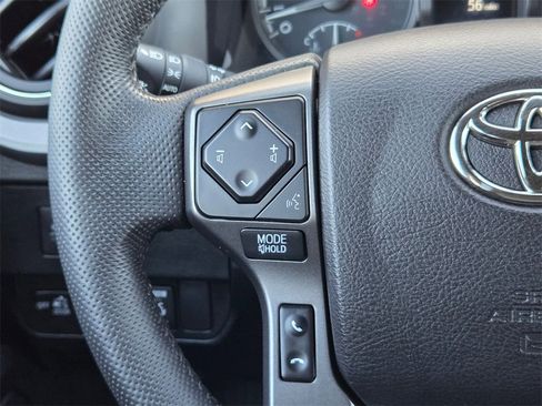 Used 2021 Toyota Tacoma TRD Off-Road image 19