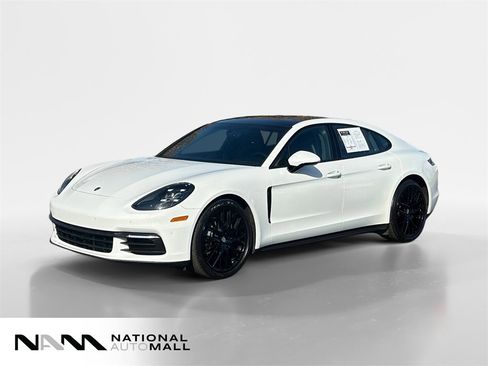 Used 2019 Porsche Panamera 4 image 1