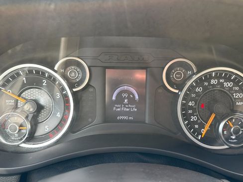 Used 2021 RAM 2500 Big Horn image 26