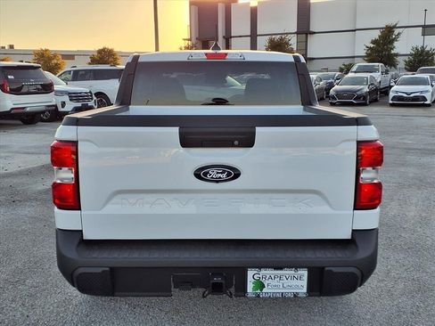 New 2025 Ford Maverick XL image 5