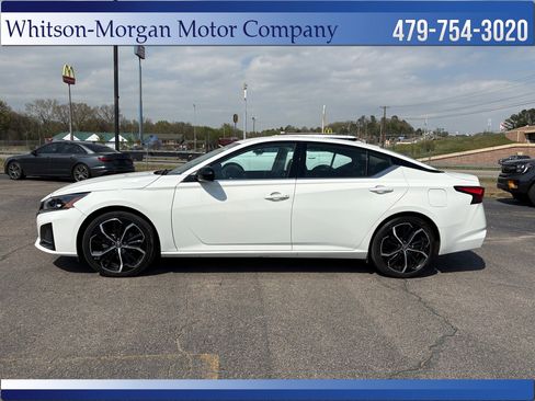 Used 2024 Nissan Altima 2.5 SR image 8