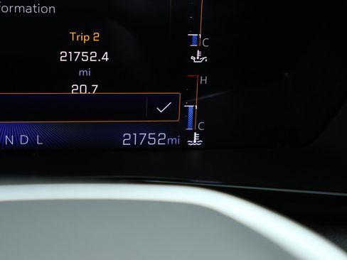 Used 2023 Chevrolet Colorado LT w/ LT Convenience Package image 4