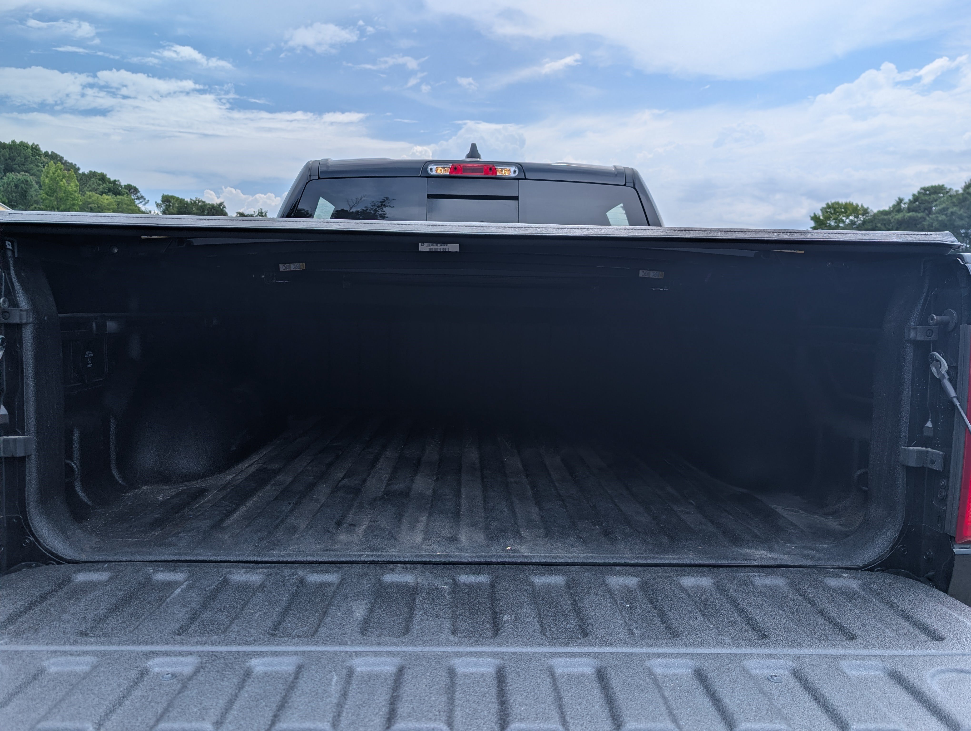 Used 2025 RAM 1500 RHO w/ Bed Utility Group AWD/4WD image 18