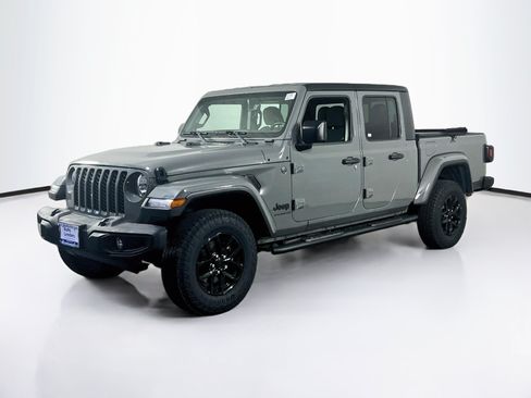 Used 2023 Jeep Gladiator Sport AWD/4WD image 1