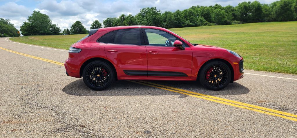 Used 2022 Porsche Macan GTS AWD/4WD image 11