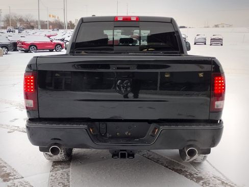 Used 2015 RAM 1500 Sport w/ Black Ram 1500 Sport Group image 17