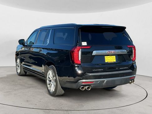 Used 2023 GMC Yukon XL Denali w/ Denali Reserve Package AWD/4WD image 7