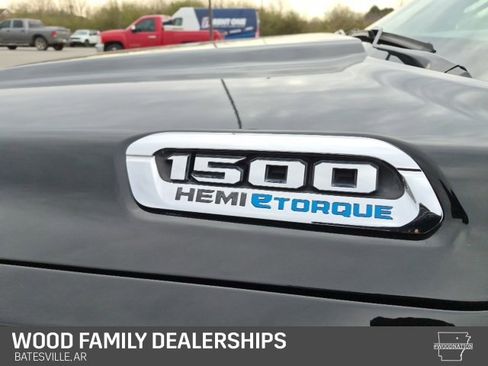 Used 2024 RAM 1500 Limited image 12