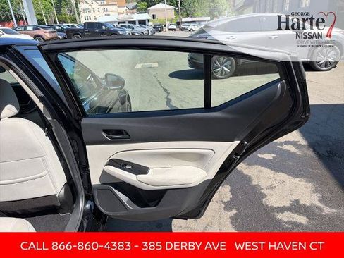 Certified 2023 Nissan Altima 2.5 SV w/ SV Premium Package AWD/4WD image 19