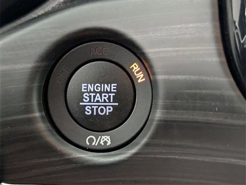 Used 2020 Jeep Grand Cherokee Limited image 26