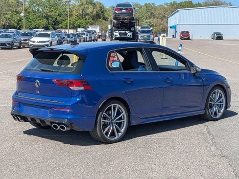 Used 2024 Volkswagen Golf R image 5