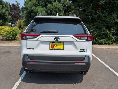 Used 2022 Toyota RAV4 TRD Off-Road w/ TRD Off-Road Weather Package AWD/4WD image 19