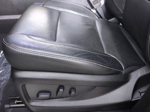 Used 2019 Chevrolet Tahoe Premier AWD/4WD image 34