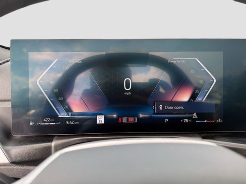 Certified 2025 BMW 430i Convertible image 39