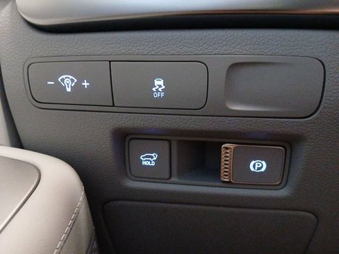 Used 2025 Hyundai Palisade SEL FWD image 18