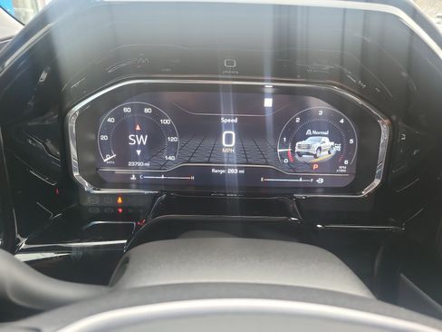 Certified 2023 GMC Sierra 1500 SLT w/ SLT Premium Package image 15