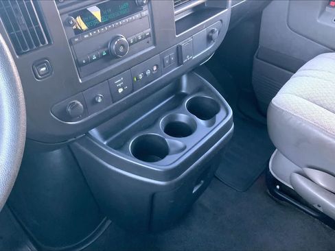 Used 2020 Chevrolet Express 3500 LT w/ LT Preferred Equipment Group RWD image 16