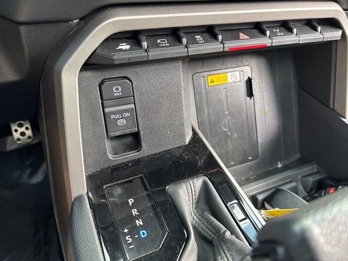 Used 2022 Toyota Tundra Limited w/ TRD Off-Road Package image 22