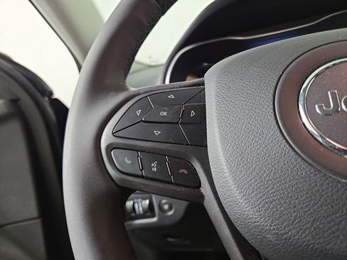 Used 2022 Jeep Cherokee Trailhawk w/ Comfort/Convenience Group image 22