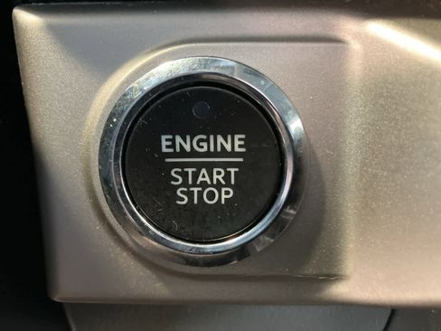 Used 2021 Ford F150 XLT w/ Equipment Group 302A High image 18