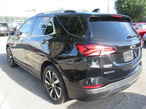Used 2022 Chevrolet Equinox Premier AWD/4WD image 3