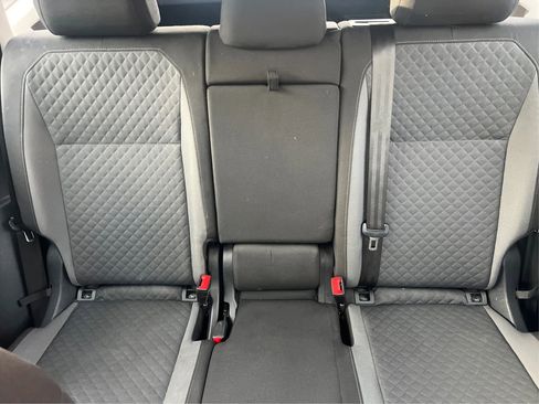 Used 2018 Volkswagen Tiguan S AWD/4WD image 16