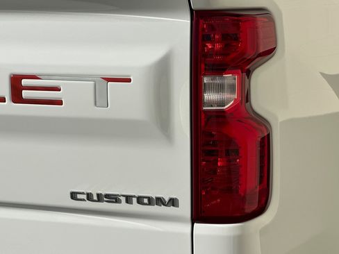 Certified 2022 Chevrolet Silverado 1500 Custom image 35