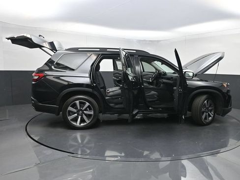 Used 2023 Honda Pilot Touring image 48