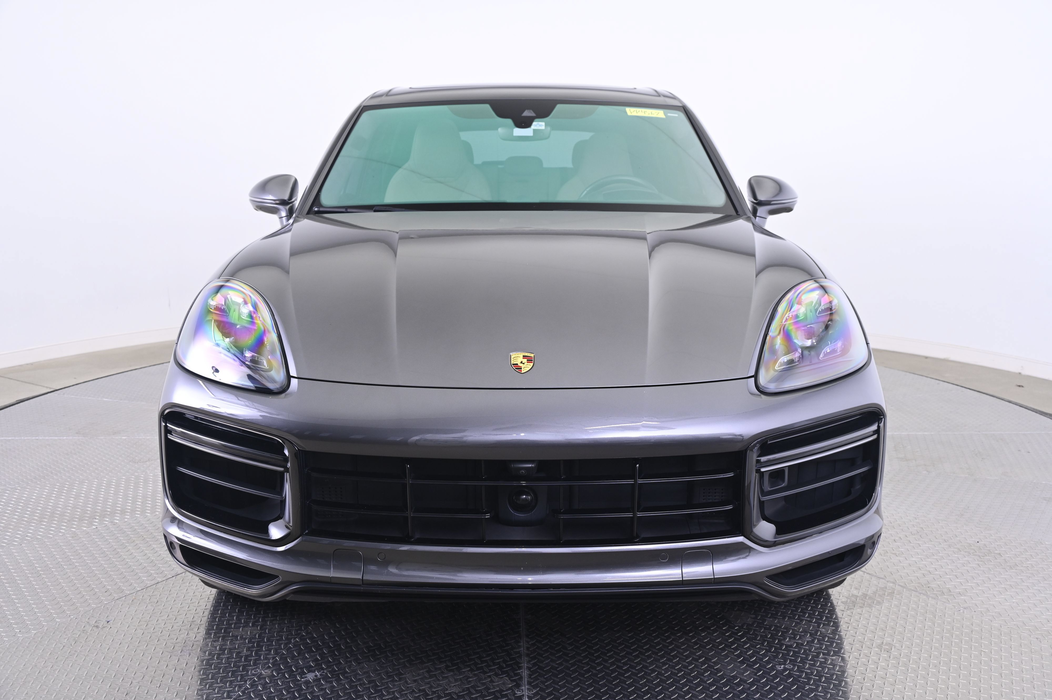 Certified 2023 Porsche Cayenne Turbo AWD/4WD image 10