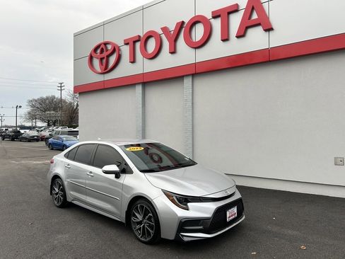 Used 2022 Toyota Corolla SE image 1
