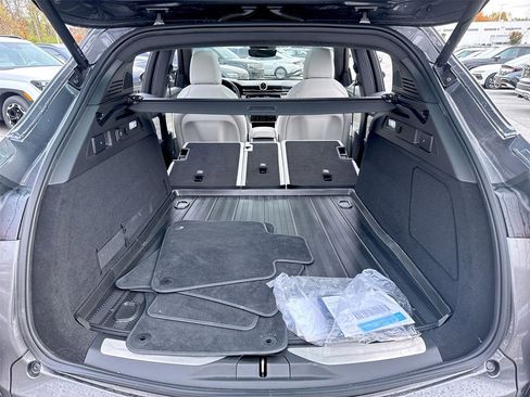 Used 2023 Maserati Grecale Modena image 29