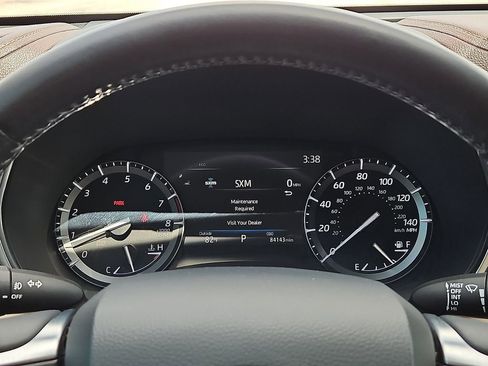 Used 2020 Toyota Highlander Limited FWD image 29