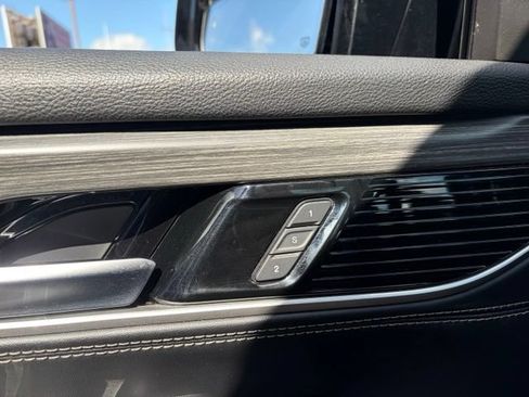 Used 2024 Jeep Wagoneer Series II w/ Flexible Seating Group RWD image 12