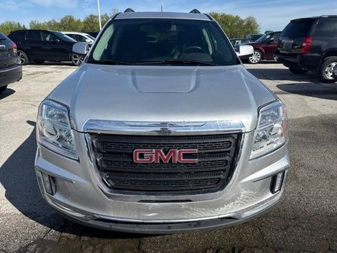 Used 2017 GMC Terrain SLE w/ Convenience Package FWD image 8