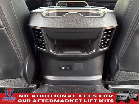Used 2024 Toyota Tundra Limited AWD/4WD image 29