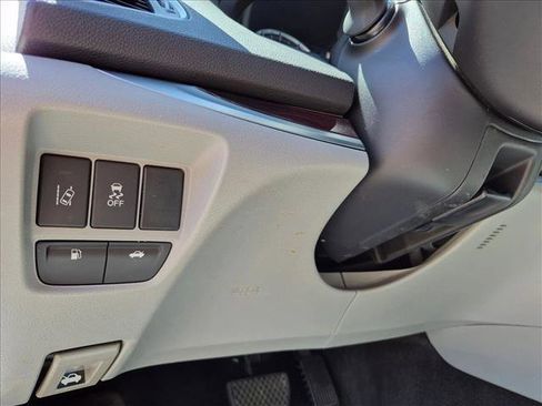 Used 2015 Acura TLX w/ Technology Package FWD image 16