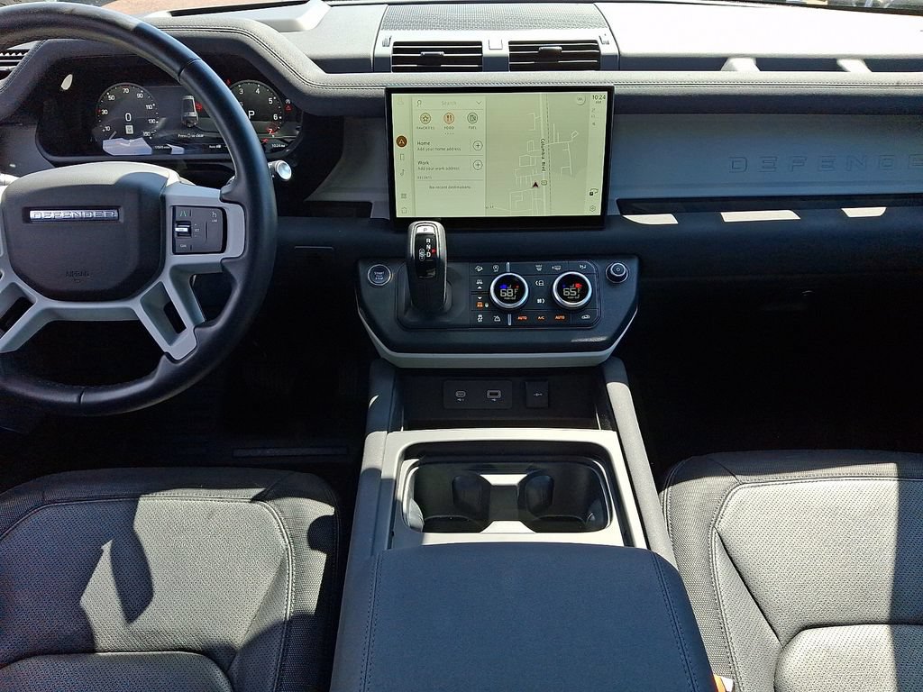 Used 2023 Land Rover Defender 130 X-Dynamic SE AWD/4WD image 15