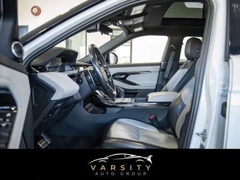 Used 2021 Land Rover Range Rover Evoque R-Dynamic S AWD/4WD image 10
