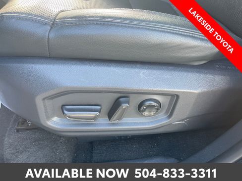 Used 2023 Toyota Tundra Limited AWD/4WD image 25