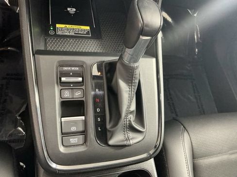 Used 2024 Honda CR-V EX-L image 17