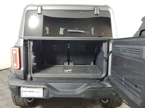 Used 2022 Ford Bronco Badlands AWD/4WD image 8