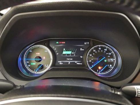 Used 2021 Toyota Venza Limited image 23