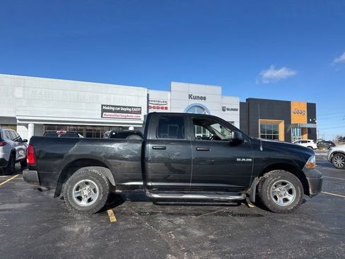 Used 2009 Dodge Ram 1500 Truck ST w/ ST Popular Equipment Group image 4