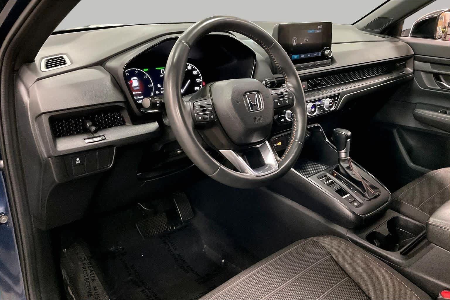 Used 2024 Honda CR-V Sport image 18
