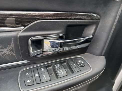 Used 2017 RAM 3500 Laramie Longhorn image 24