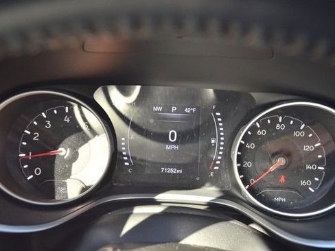 Used 2019 Jeep Compass Latitude w/ Safety & Security Group image 22