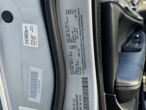 Used 2024 Jeep Grand Cherokee L Limited w/ Luxury Tech Group II image 30