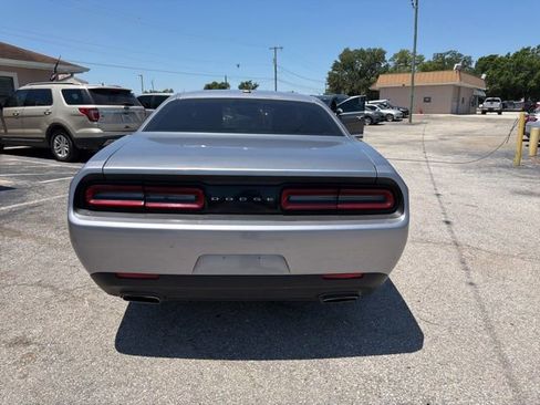 Used 2017 Dodge Challenger SXT RWD image 6